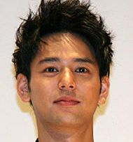 ローラ、福山雅治、妻夫木聡ら美肌芸能人が実践する「タモリ式入浴法」の効果