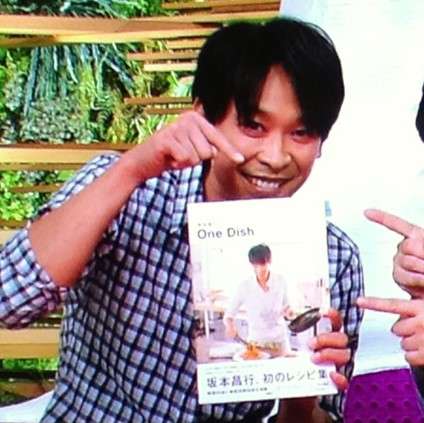年齢よりも若く見える芸能人 または老けて見える芸能人は？