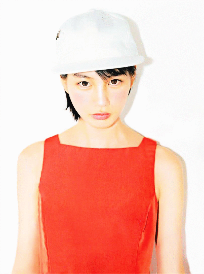 能年玲奈「芸人さんになりたかった」、憧れはダンディ坂野