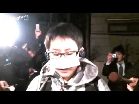 川崎市中１殺害事件容疑者宅前で生放送してたら職質されるも見事に警察をあしらう15歳 - YouTube