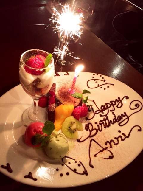 坂口杏里、小峠英二と24歳誕生日会「ことぅーげがお祝いしてくれました」