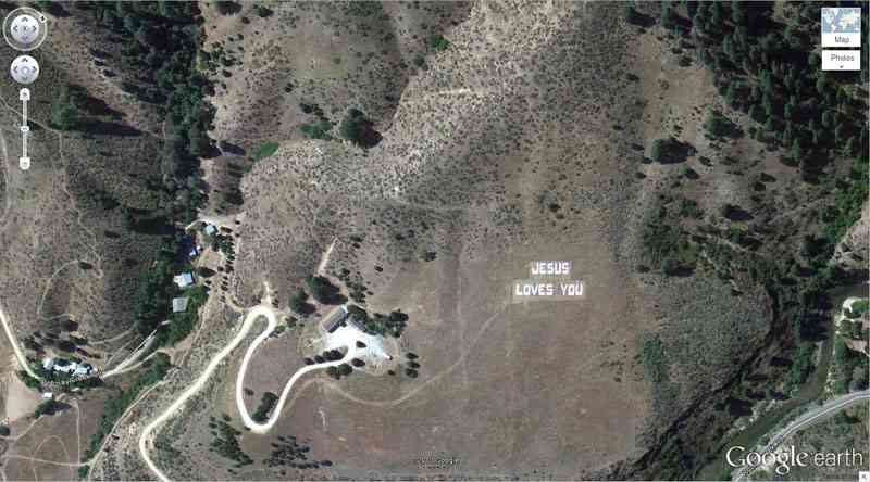 【Google Earth】グーグルアースの面白い・不思議な写真が集まるトピ！