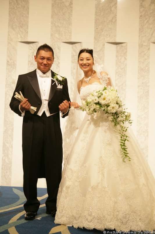 芸能人のウエディングドレス姿を貼っていこう