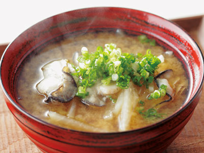 毎日飲む飲み物何ですか？