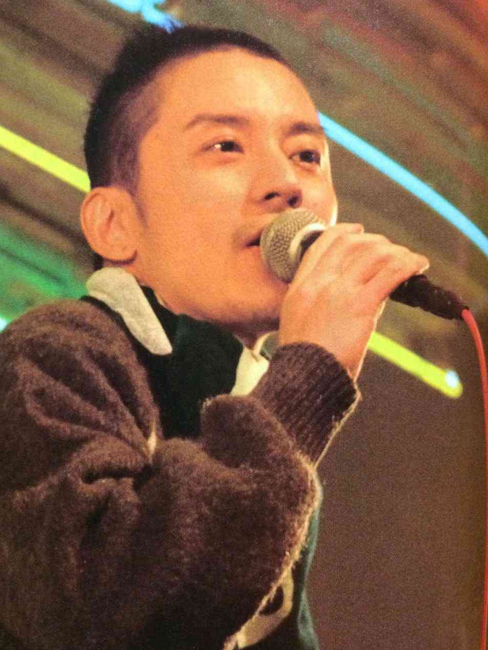 「アイドルが夢を売るって誰が決めたか知りませんけど…」関ジャニ∞・渋谷すばる、ライブでの発言で物議