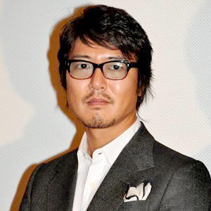 小泉今日子が実力派俳優と交際中!?