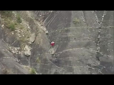 独機墜落事故、遺体の身元 ＤＮＡで確認へ - YouTube