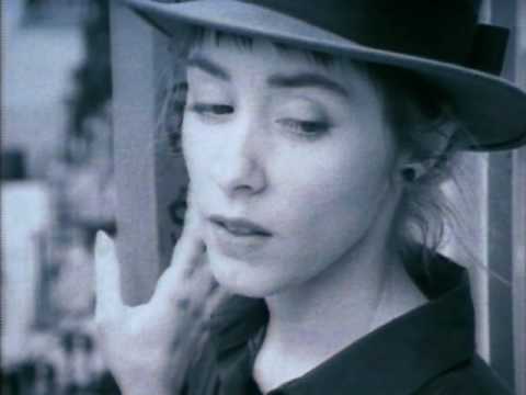Suzanne Vega - Luka - YouTube