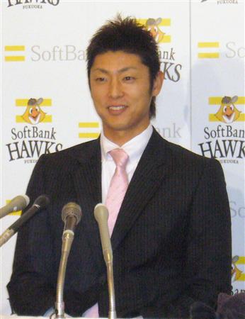 スザンヌ離婚　背景に夫・斉藤和巳と女子プロゴルファー上田桃子との「不倫」