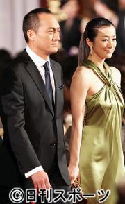「まるでホステス…」アカデミー賞ワーストドレッサーは大島優子とあの2人