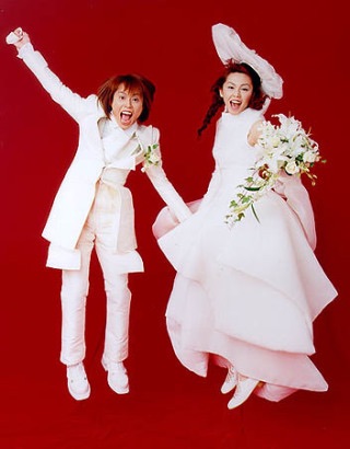 独身芸能人のファンの方、どんな結婚相手なら納得しますか？