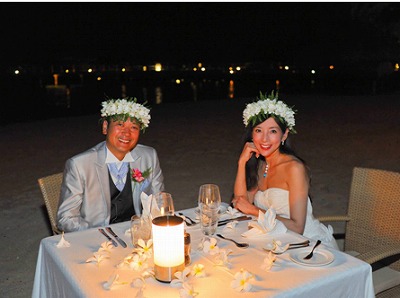 芸能人のウエディングドレス姿を貼っていこう