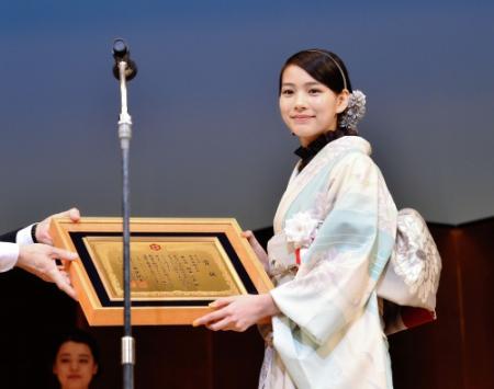 能年玲奈「芸人さんになりたかった」、憧れはダンディ坂野