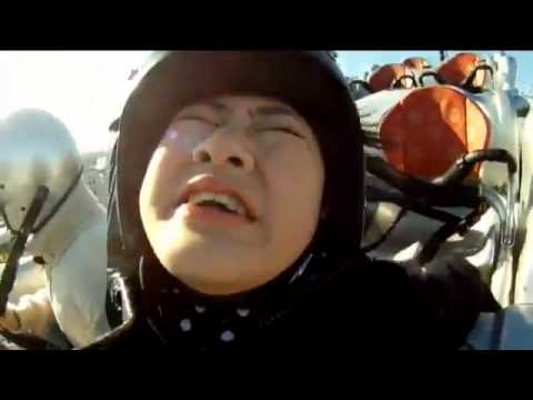 乃木坂46　生駒ちゃんが大泣きする動画 Nogizaka 46 Ikoma Rina ride on jet coaster - YouTube