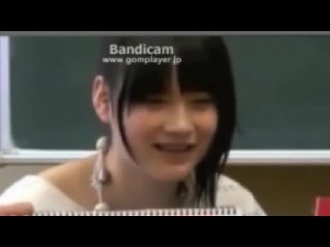 能年玲奈ちゃんの若い頃が今と雰囲気違うと話題に　(川口春奈ちゃんもいるよ) - YouTube