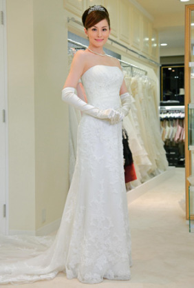 芸能人のウエディングドレス姿を貼っていこう