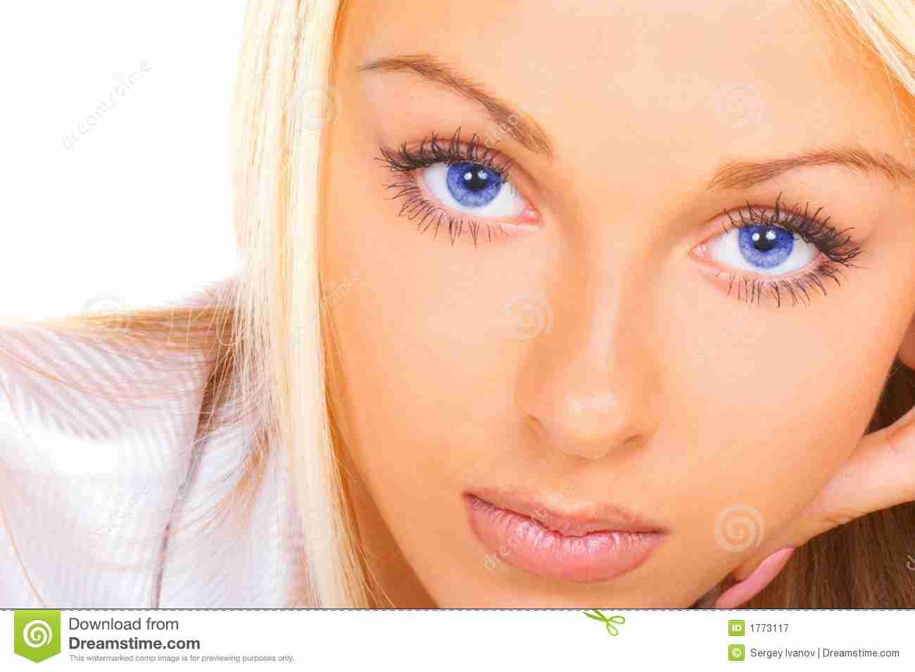 レーザーによりブルーの瞳を手に入れる!?米国でもすでに実験段階。