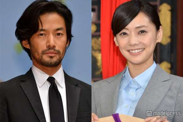 結婚間近？竹野内豊と倉科カナ、量販店の白物家電コーナーで商品吟味