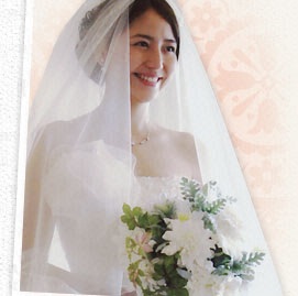 芸能人のウエディングドレス姿を貼っていこう