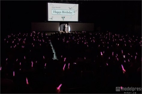 篠田麻里子、AKB48卒業後初のソロイベントで“涙サプライズ”