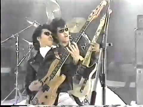 横浜銀蝿 - ツッパリHigh School Rock'n Roll 登校編.avi - YouTube