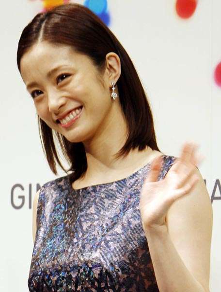日刊ゲンダイ|上戸彩 ドラマ撮影中の「妊娠スクープ」に噂される大人の事情