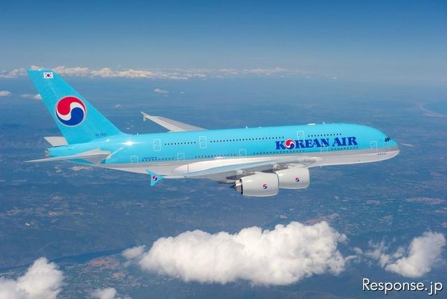 8.6秒バズーカー、“青衣装”に変身 定番化には消極的