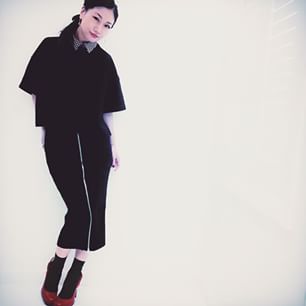 大塚愛がミニスカ姿で美脚を披露。「オシャレママ」と憧れの存在に