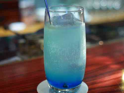 カクテル好きの方～！