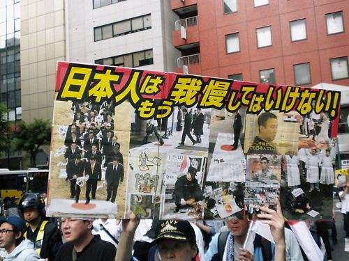 “女子中高生が好きな芸人”1位は8.6秒バズーカー。NON STYLEは“苦手な芸人”と両方で王座陥落。