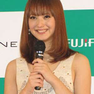 佐々木希とアンジャッシュ・渡部建に熱愛発覚!?　中目黒での目撃談に「どう見ても付き合ってる」｜サイゾーウーマン