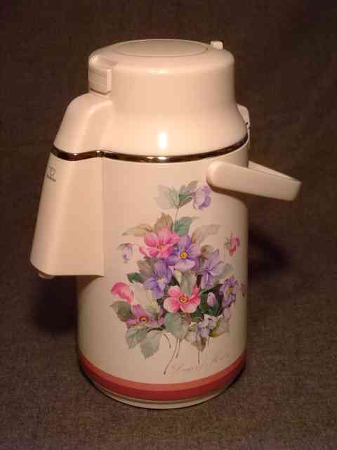 出口見えない「殉愛」裁判…やしきたかじん妻さくらさんはネット中傷で体調不良