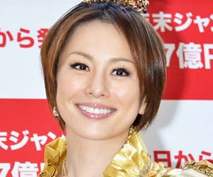 米倉涼子の別居離婚報道は「事実無根」
