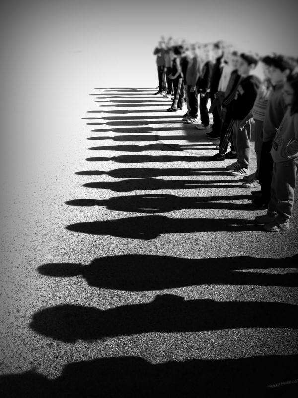 人は集まると単純になる？ 群衆心理の4法則 ｜ ガジェット通信