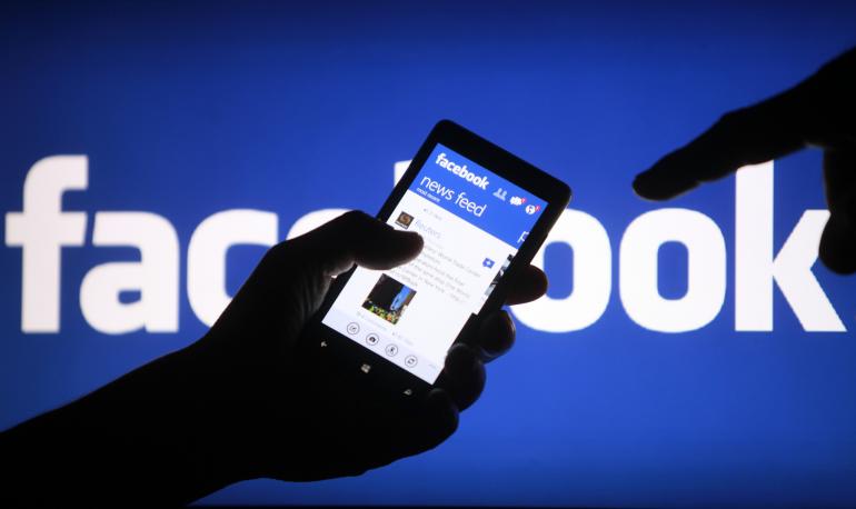 Facebookでいいねやコメントがたくさんつく人の特徴