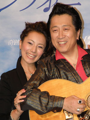 精鋭弁護士4人に依頼 高橋ジョージの逆襲で三船美佳との離婚裁判はドロ沼へ