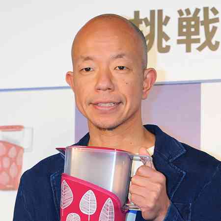 それでも消えない、バイきんぐ小峠英二と坂口杏里の「ビジネス恋愛」疑惑