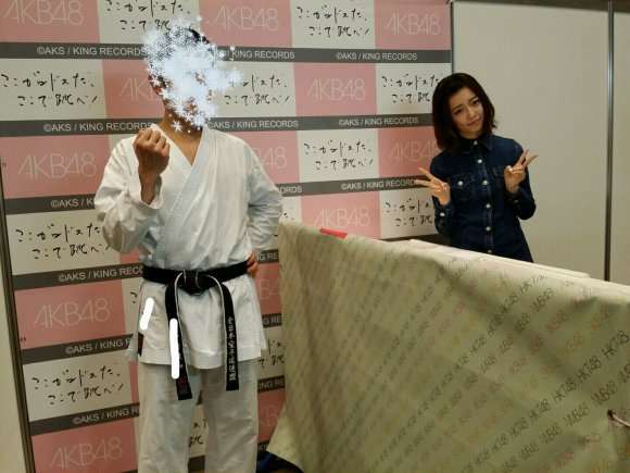 AKB48島崎遥香の写メ会がひどすぎる！小嶋陽菜との落差がすごいと話題