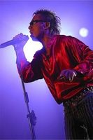 長渕剛が自衛隊を慰問した様子をまとめてみた - NAVER まとめ