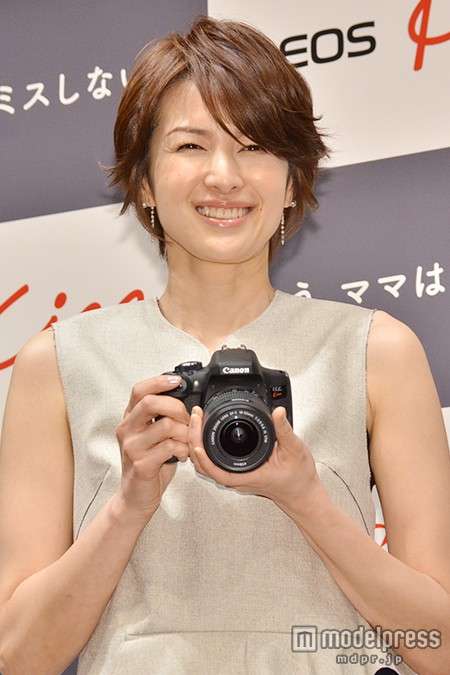 吉瀬美智子、愛娘の写真を初公開 仲睦まじい家族関係明かす