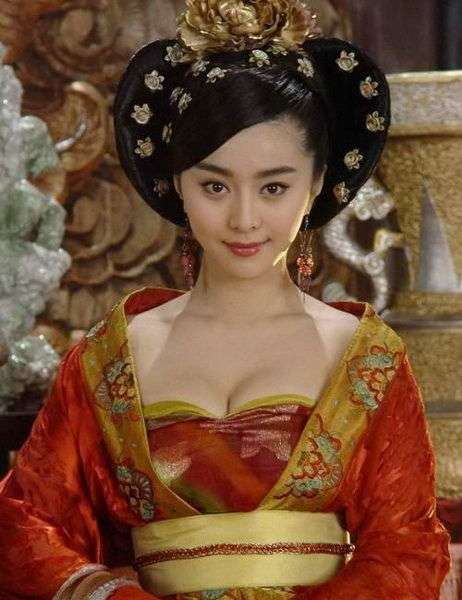 カンヌ映画祭に続々と登場する中国女優、「作品も持たず、目立ちたいだけのケースも」