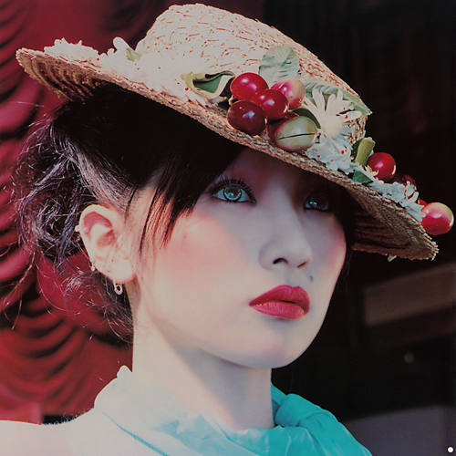椎名林檎、ミュージック・ジャケット大賞2015で大賞を受賞