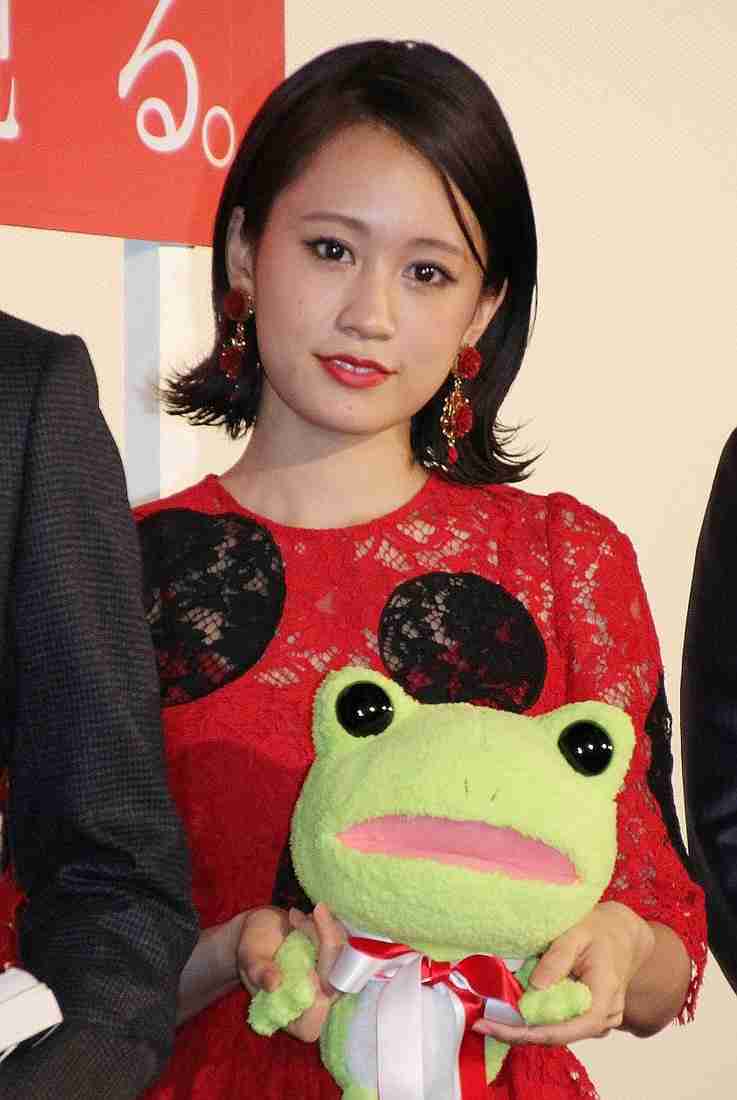 <前田敦子>違う人生歩めたらの質問に「猫になりたい」