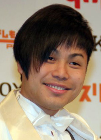 井上裕介 好意を寄せられていた新川優愛から交際を拒否される - ライブドアニュース