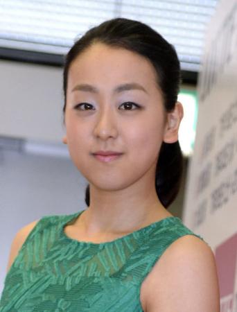 浅田真央の現役続行報道 佐藤信夫コーチが認める「そういう方向で」 - ライブドアニュース