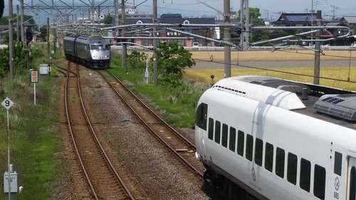 <JR長崎線>わずか93メートルまで…特急同士が衝突寸前