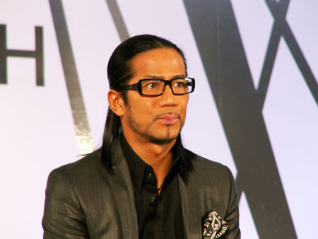 EXILE、4万円ジャージ販売のブランドで荒稼ぎ？ パンツは4千円、メンバーも宣伝必死