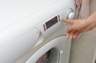 【節約術】冷蔵庫は1時間1円！気になるあれの電気代がいくらか調べてみた｜【いえらぶコラム】