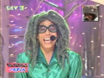 歌手が本業じゃない有名人の歌う曲を挙げるトピ