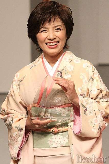 榊原郁恵と渡辺徹夫妻に離婚危機の噂 渡辺の母の死を機に亀裂か - ライブドアニュース